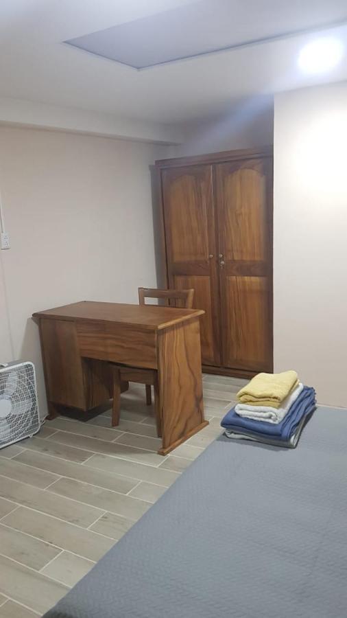 Hogar Tico-Estadounidense Cerca De Aeropuerto Alajuela Eksteriør bilde